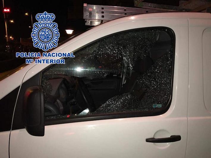 La Policía Nacional detiene a un individuo por sustraer efectos del interior de 18 vehículos
