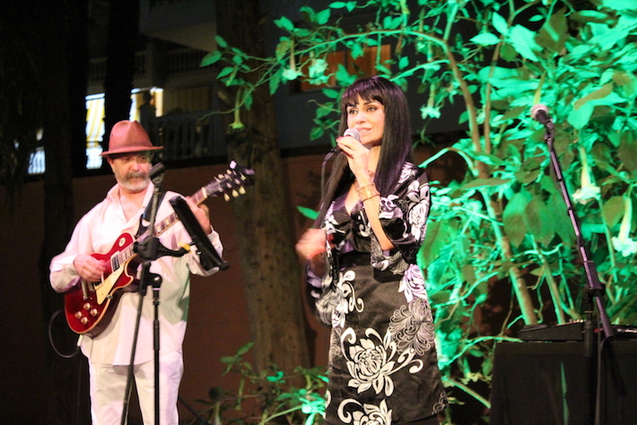 Mara Romero y Carlos Martn ofrecieron un interesante concierto  en los  Jardines de La Najarra de Almucar