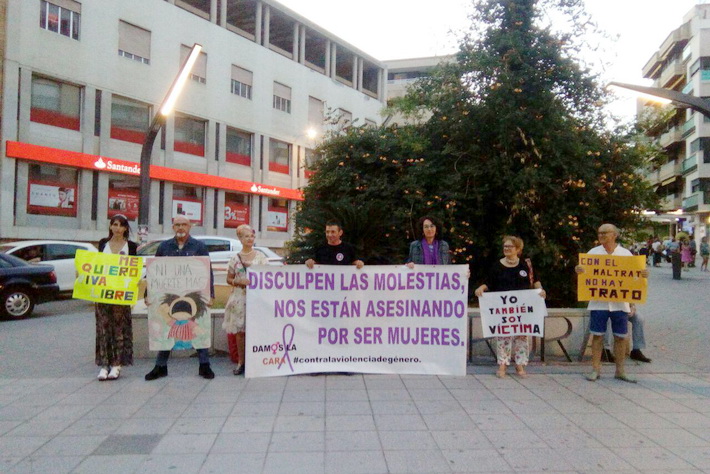Nueva protesta contra la violencia de gnero en Motril