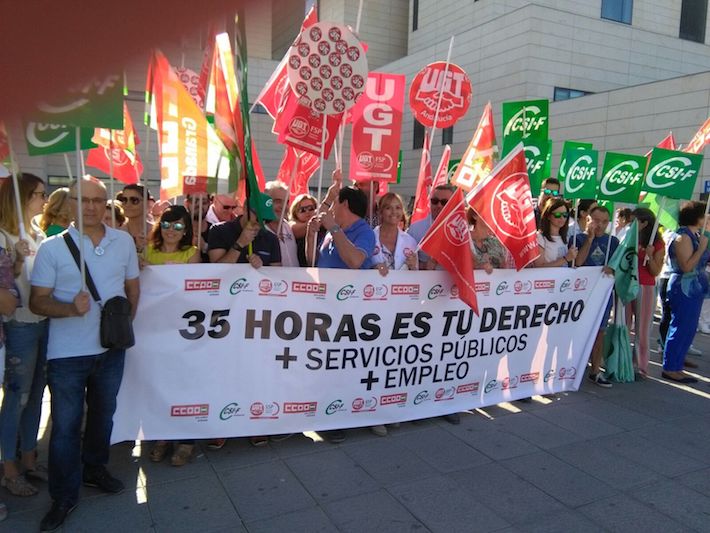 UGT reivindica en Granada las 35h. en la Sanidad Pblica Andaluza
 