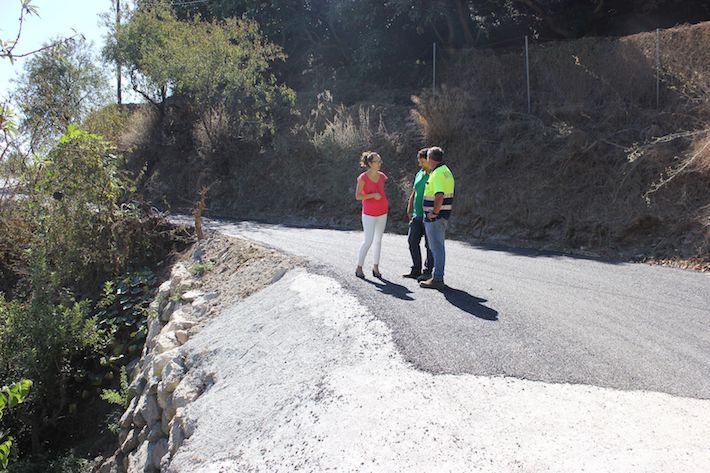 El Ayuntamiento culmina los trabajos de asfaltado del camino rural de Minasierra Alta