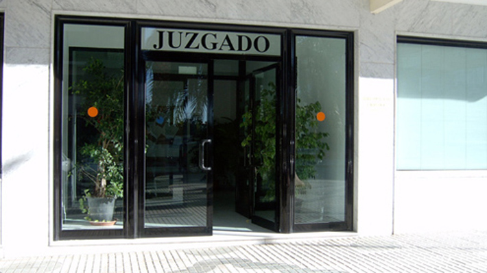 La Junta abona 1,19 millones de euros a procuradores y abogados por la prestación de la justicia gratuita en Granada
