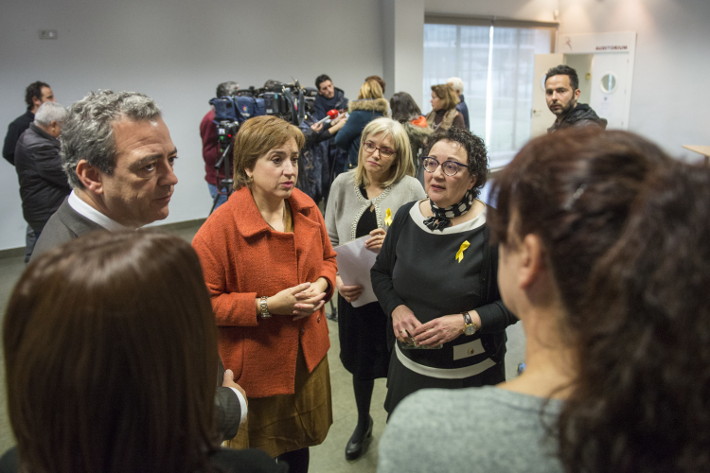 Familiares de bebés robados reciben el apoyo de la Junta para facilitar la investigación y ayudar en la búsqueda
