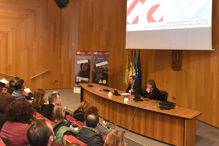 Diputación se alía con los ayuntamientos para combatir el desempleo juvenil en los municipios