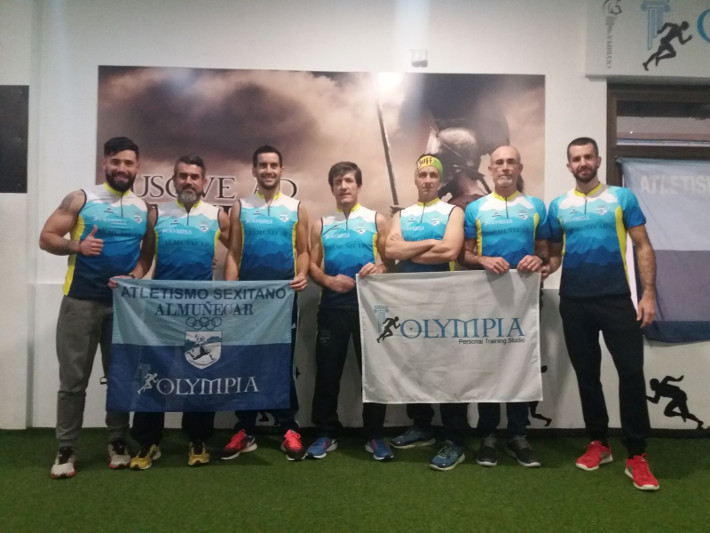 El Atletismo Sexitano presenta a su nuevo Sponsor en el estreno de la nueva camiseta Trail