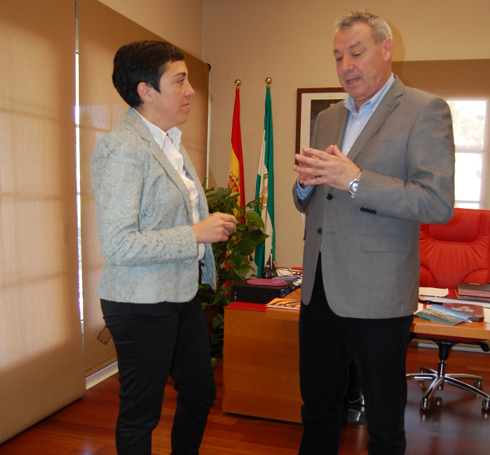 La directora de la Agencia de Puertos de Andalucía se compromete a impulsar al área logística de Motril 