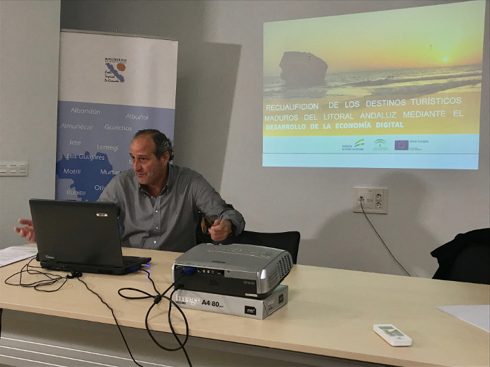 Abierto el plazo de solicitud de ayudas de la Junta para la digitalización de empresas y autónomos del sector turístico