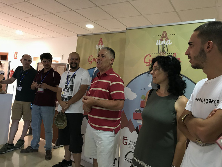 El proyecto Guadalinfo de innovaci�n y turismo �A una hora de� convierte en Trending Topic su primera visita al entorno rural granadino