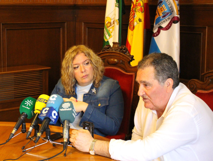 Flor Almn y Antonio Escmez reiteran la decisin del Ayuntamiento de NO permitir al ministerio de Interior que haga un CIE en el antiguo EVA 9
