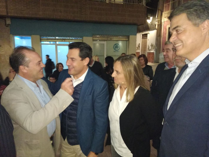 Juanma Moreno (PP) se compromete en Motril a consignar presupuesto para Rules 