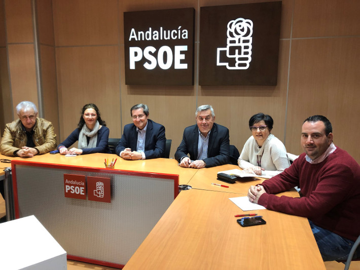 Sindicatos piden apoyo al PSOE de Granada en las movilizaciones del 8 de marzo 