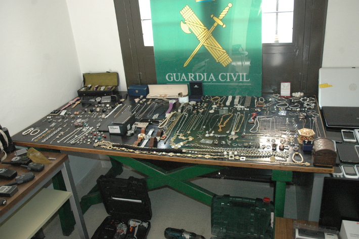 Desarticulada una banda criminal especializada en robos exprs en La Alpujarra