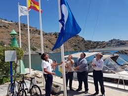 El puerto deportivo Marina del Este recibe un año más la Bandera Azul