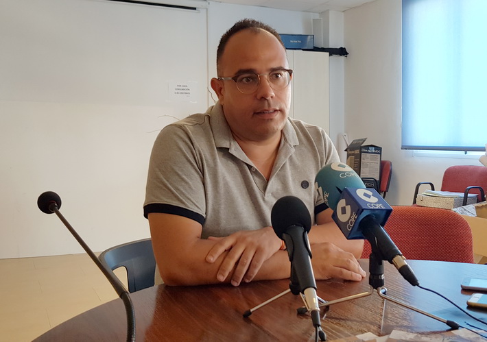 Ruiz Joya aclara que el problema con la red de saneamiento en La Herradura fue un 