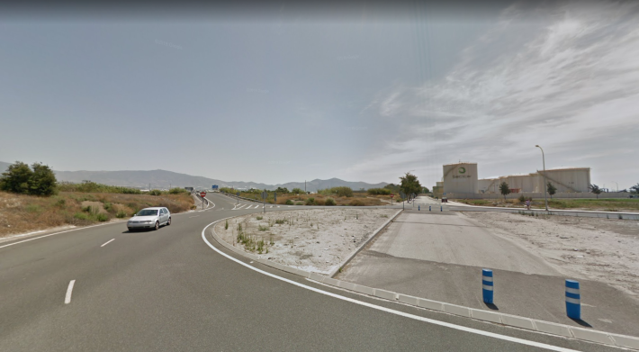 Cuatro heridos en una salida de va en la carretera GR16 en Motril esta madrugada