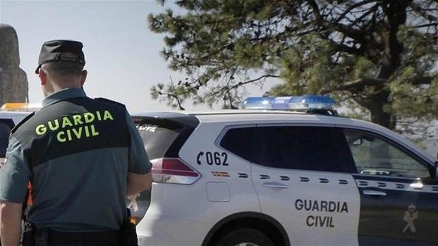 La Guardia Civil detiene a los presuntos autores de un accidente provocado por un robo de marihuana en la Costa Granadina