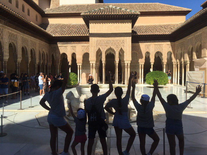 El programa Vacacionantes del IAM llega en Granada a un 3% más de mujeres y menores víctimas de violencia de género este verano