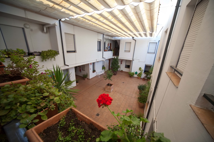 El Instituto Andaluz de la Mujer atiende en Granada a un 10% más de personas en las casas de acogida para víctimas de violencia de género