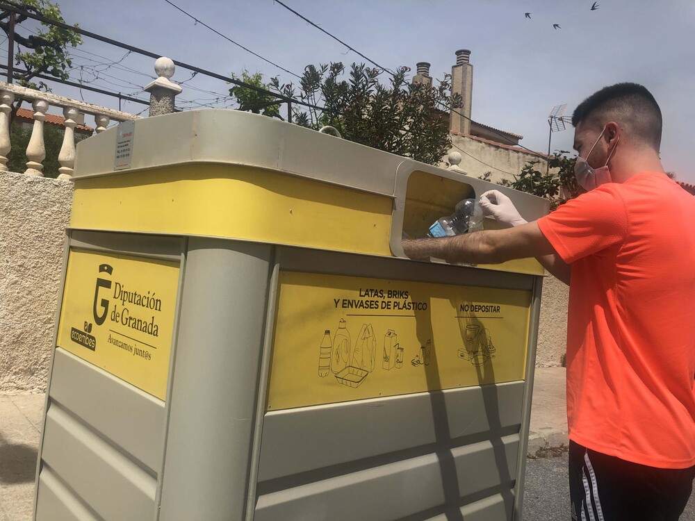 Diputación activa una línea de subvenciones para la recogida selectiva de residuos ‘puerta a puerta’