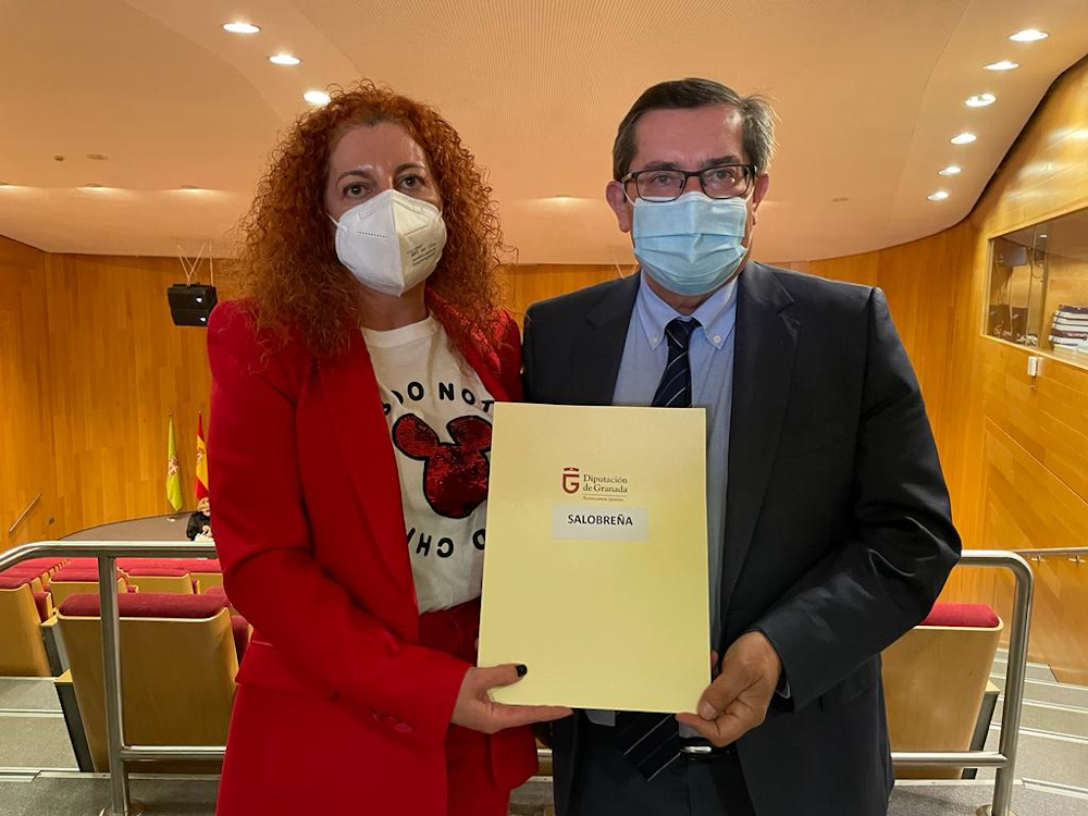 El Ayuntamiento de Salobrea firma la Concertacin con la Diputacin con 40 proyectos y una inversin cercana a los 5.5 millones para 2022-2023
