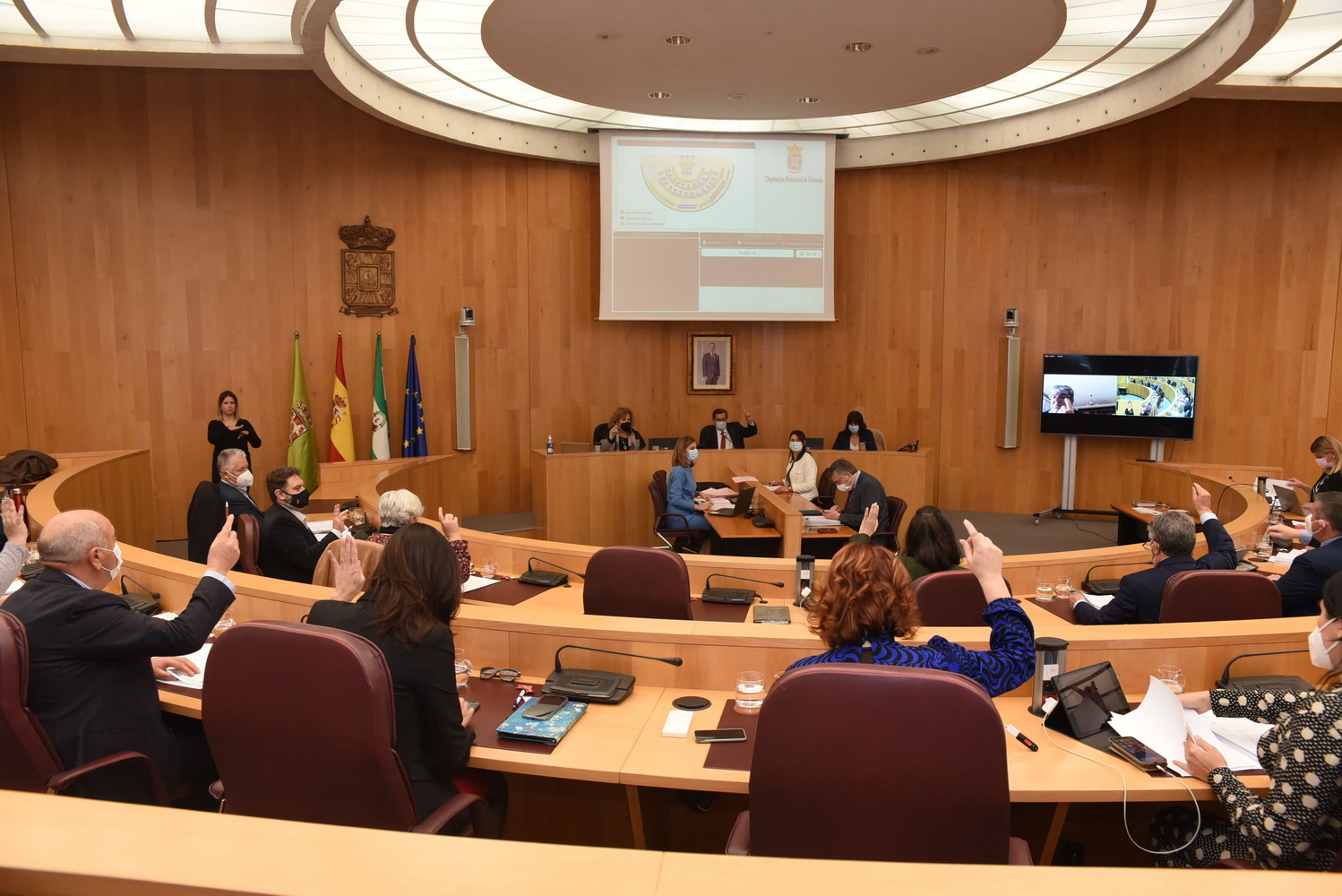 El Pleno provincial acuerda por unanimidad solicitar al Gobierno de España la mejora de las conexiones ferroviarias