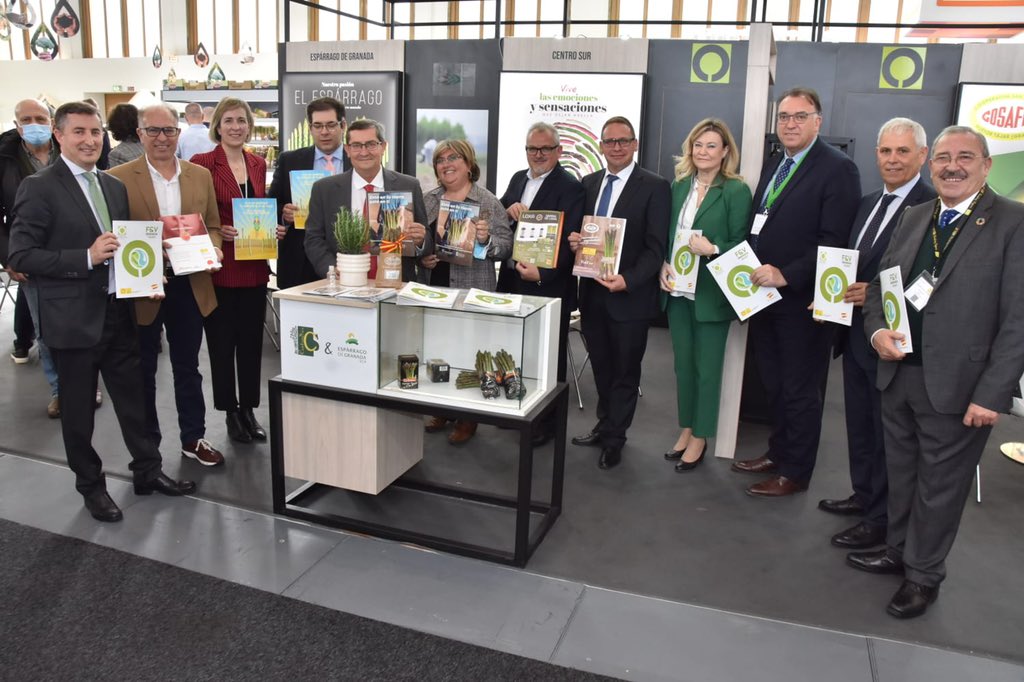 Diputación participa junto a 10 cooperativas granadinas en la feria Fruit Logística de Berlín