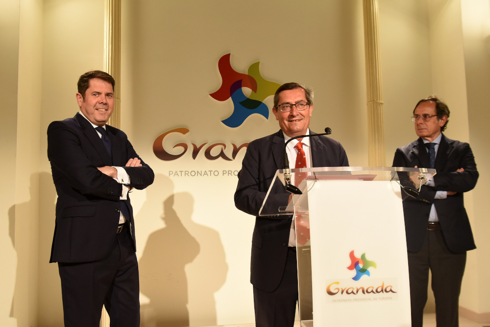 Las Cámaras de Comercio de Granada y Motril firman un acuerdo con Diputación para impulsar la competitividad de las PYMES de la provincia