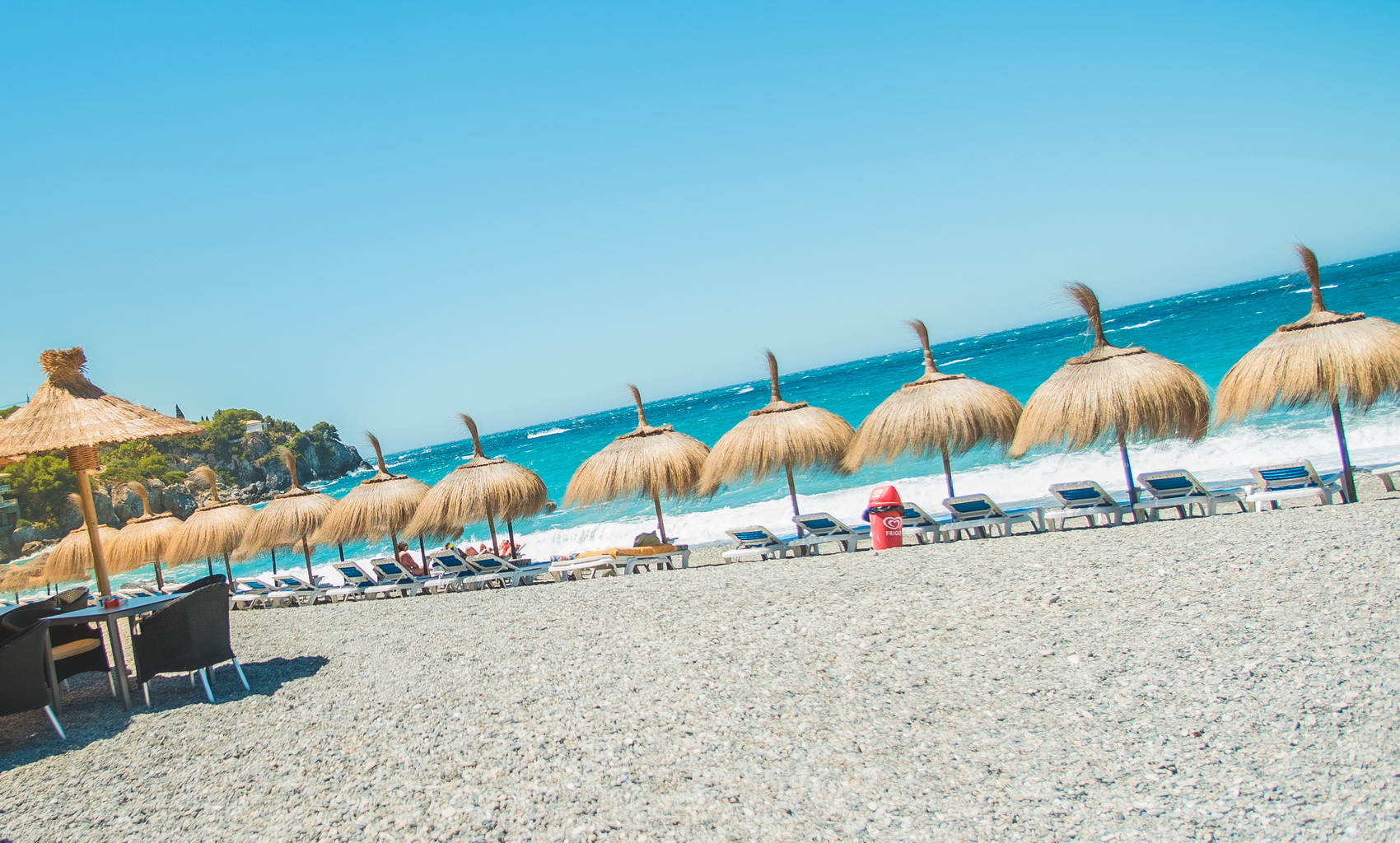 Las playas andaluzas van a vivir este verano el regreso a la “normalidad” con unas previsiones “muy positivas”