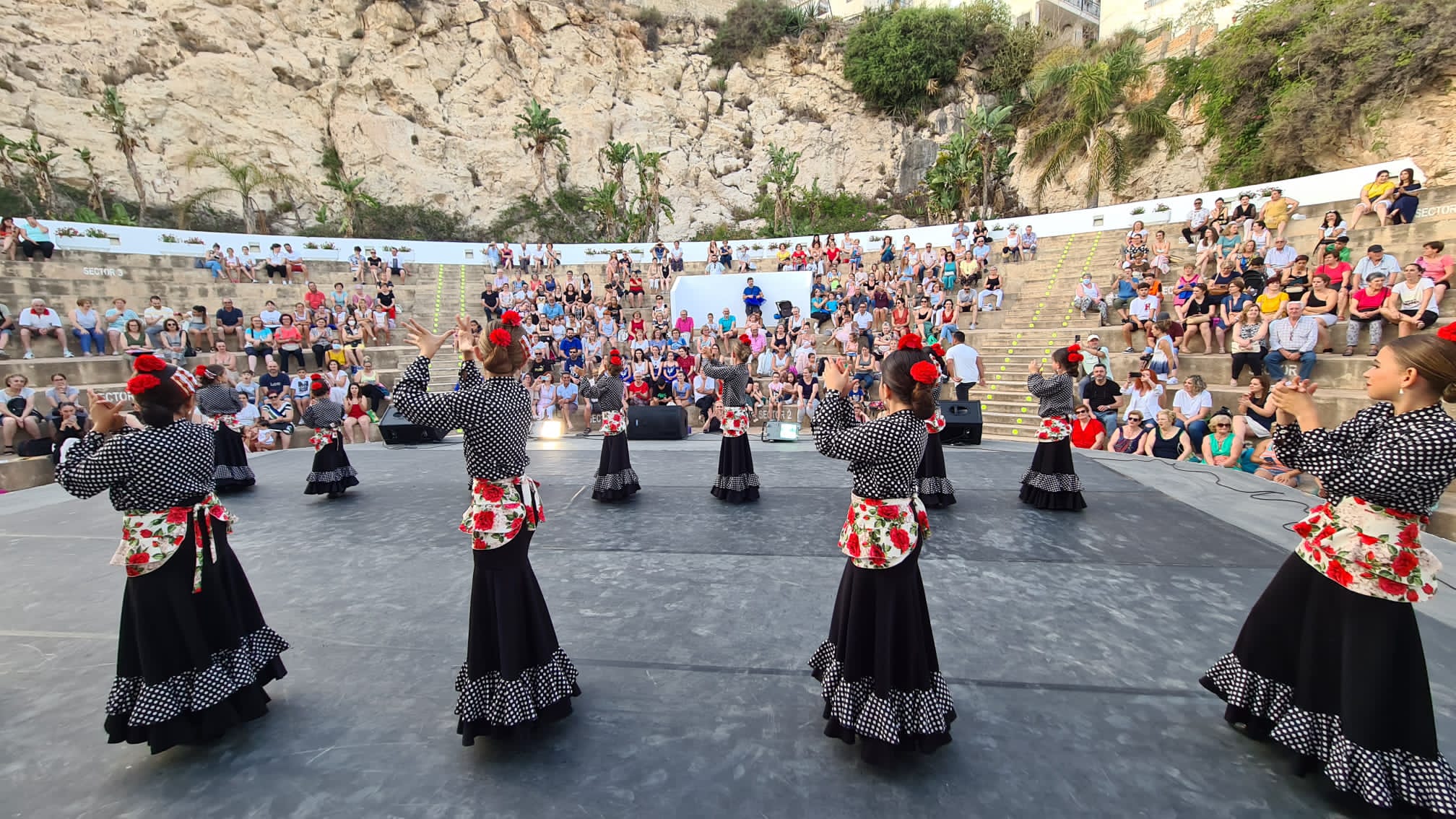 La tradicional gala en el Anfiteatro clausura los talleres formativos de 'El Cultural 2022' de Salobrea
