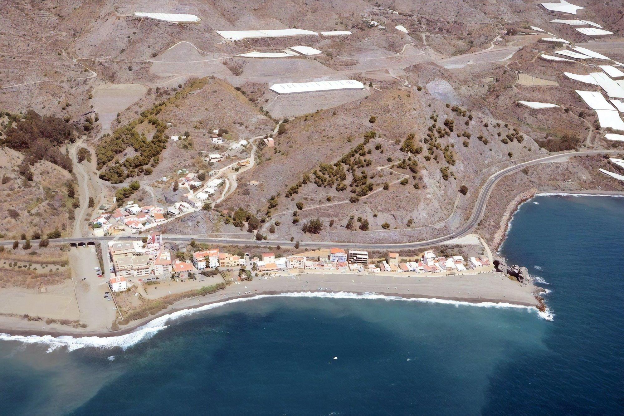 La Guardia Civil de Salobrea descubre al autor de un robo en un cortijo de Melicena por sus huellas dactilares 