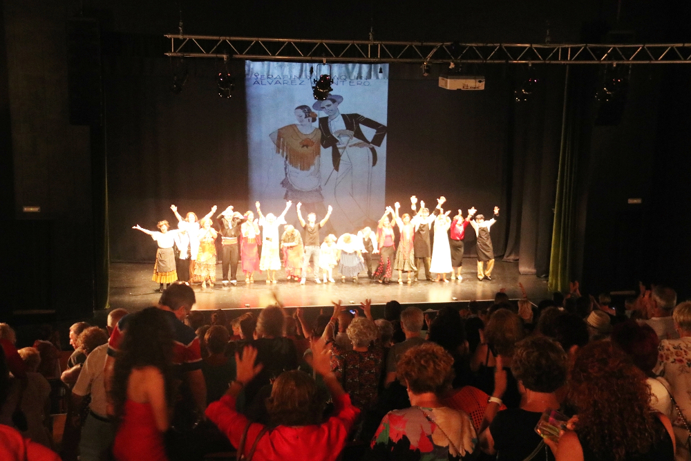 El Taller de Teatro de Adultos de Almucar representa con xito 'Sainetes' de los Hermanos lvarez Quintero 