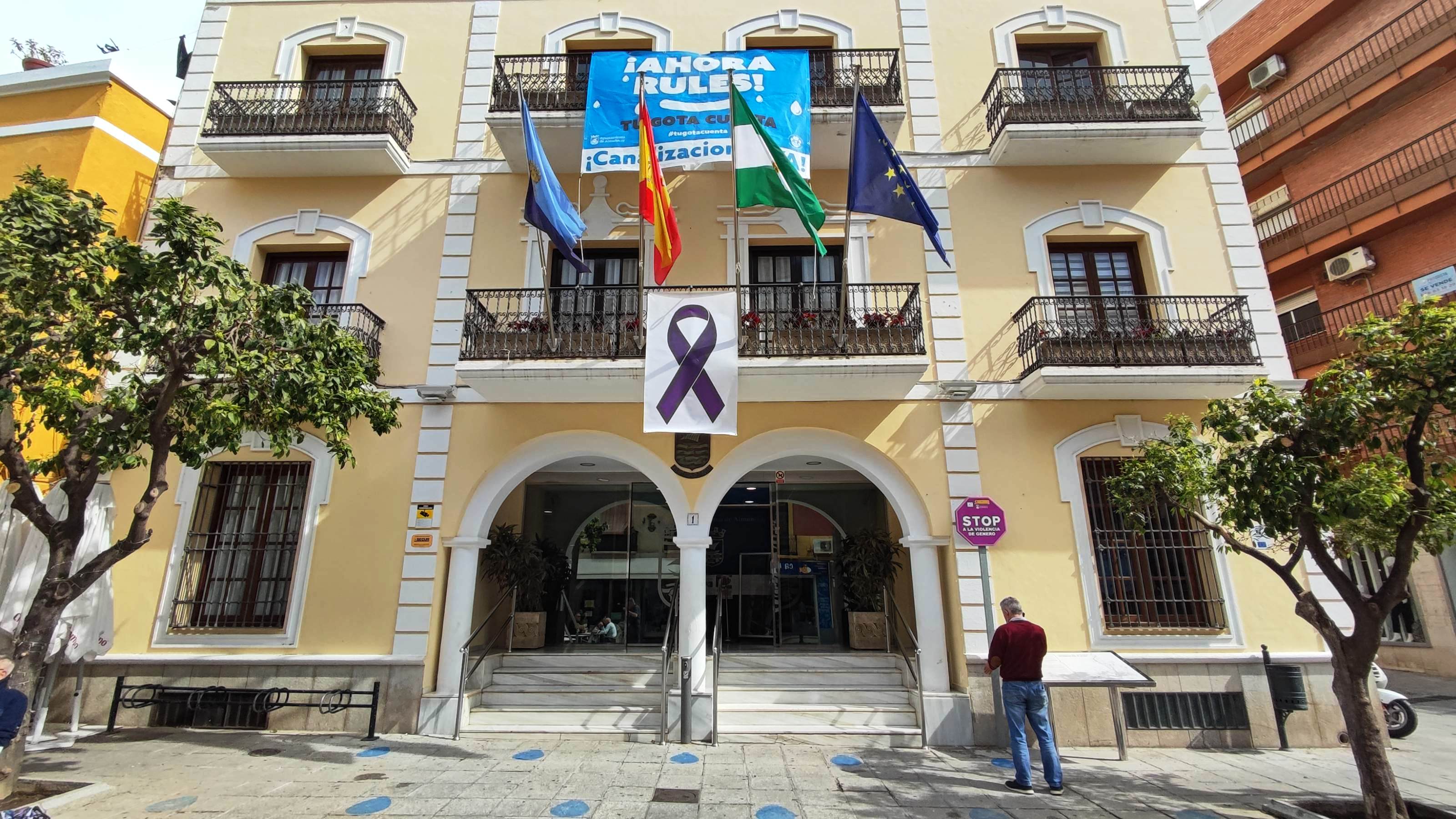 El Ayuntamiento de Almuñécar tramita la ampliación del plazo de amortización del préstamo para el Plan de Pago a Proveedores y el Fondo de Ordenación de Entidades Locales