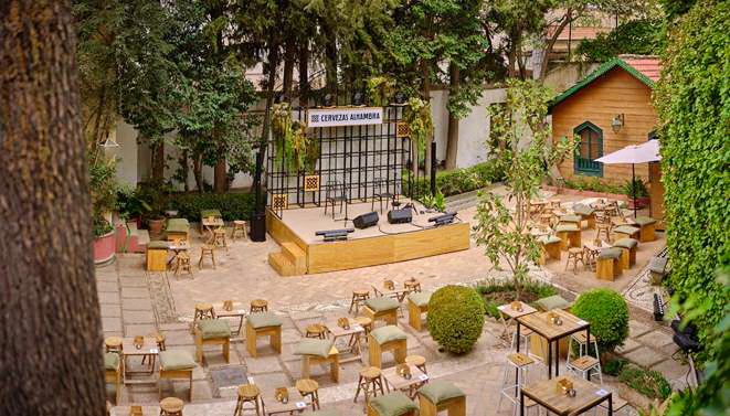 Jardn Cervezas Alhambra abre sus puertas en Granada con un espacio nico para disfrutar sin prisa