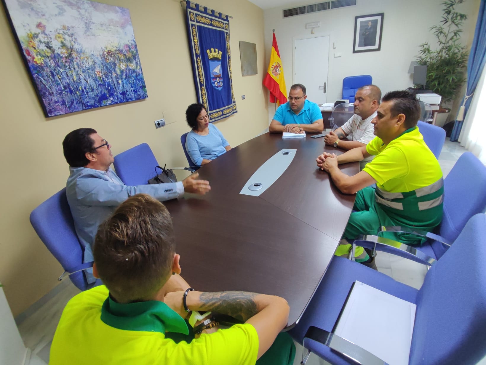 Ruiz Joya destaca la labor del servicio de limpieza durante el verano pero recuerda que 