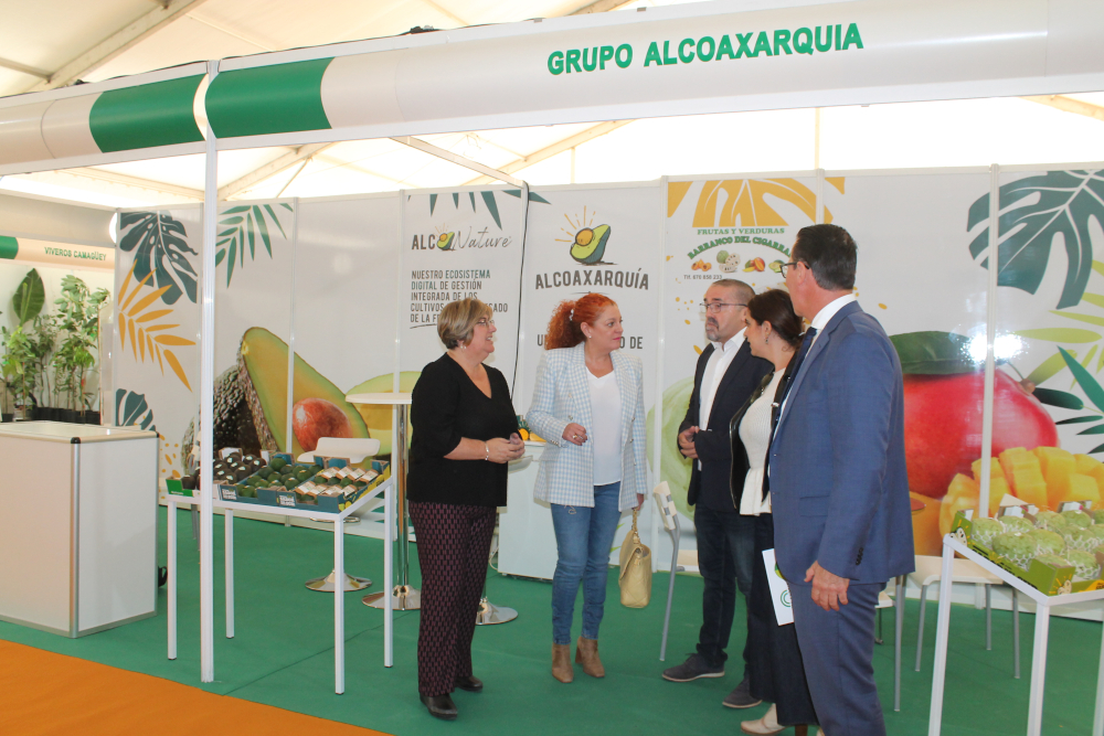 Productores, comercializadoras y expertos se dan cita en Salobreña en la I Feria Andaluza de los Subtropicales